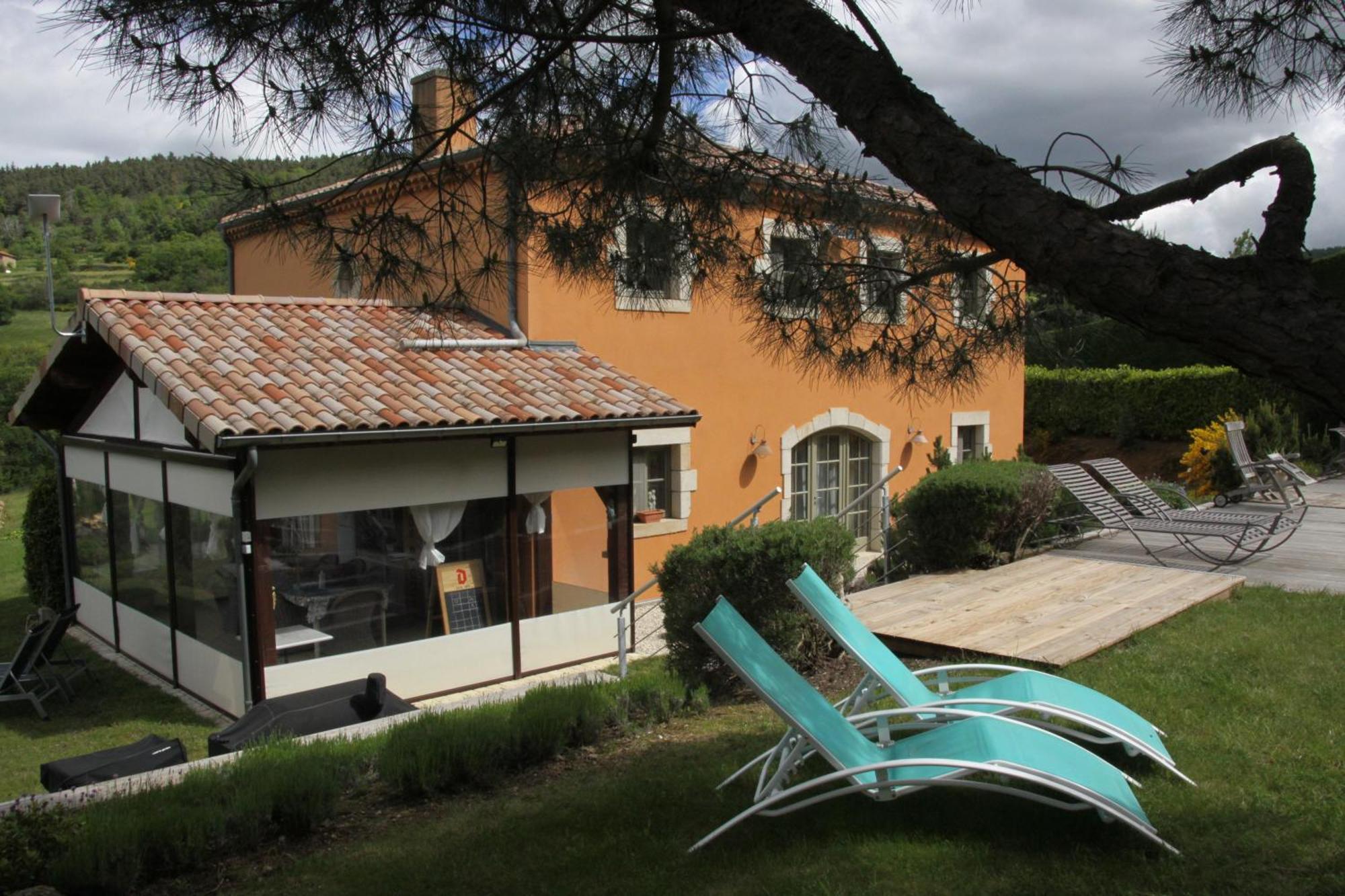 Bed and Breakfast La Bastide De Fontaille Saint-Félicien Esterno foto