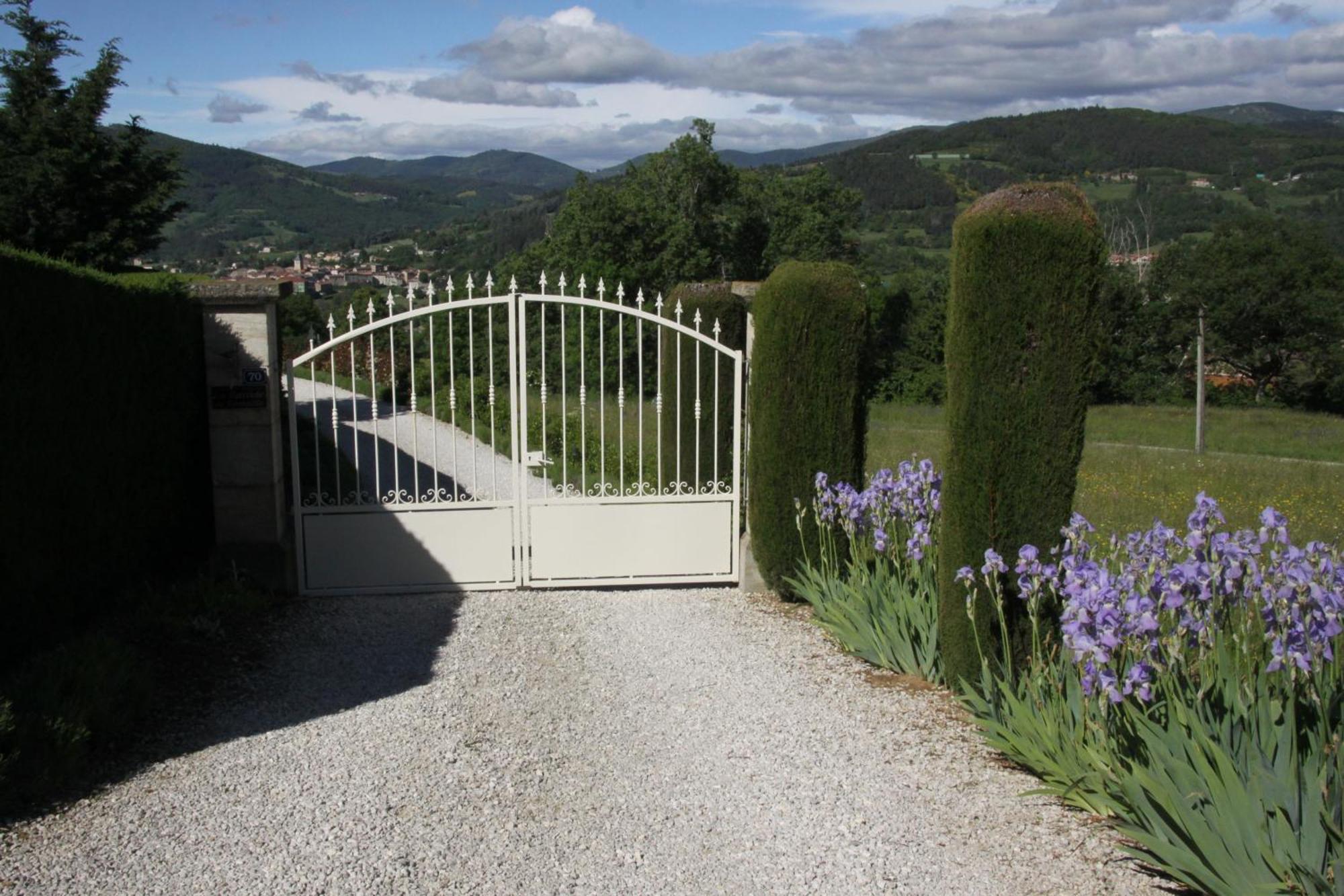 Bed and Breakfast La Bastide De Fontaille Saint-Félicien Esterno foto