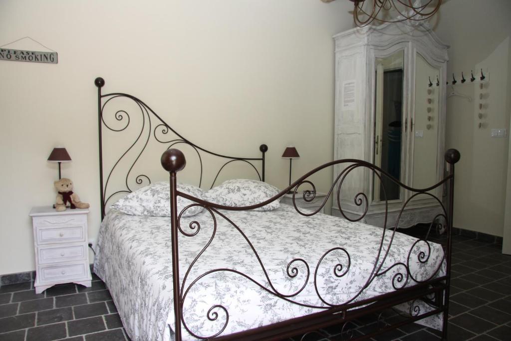 Bed and Breakfast La Bastide De Fontaille Saint-Félicien Camera foto